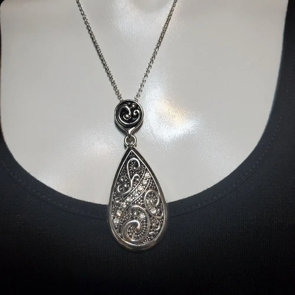 NWT Silver & Black Necklace & Earrings Set